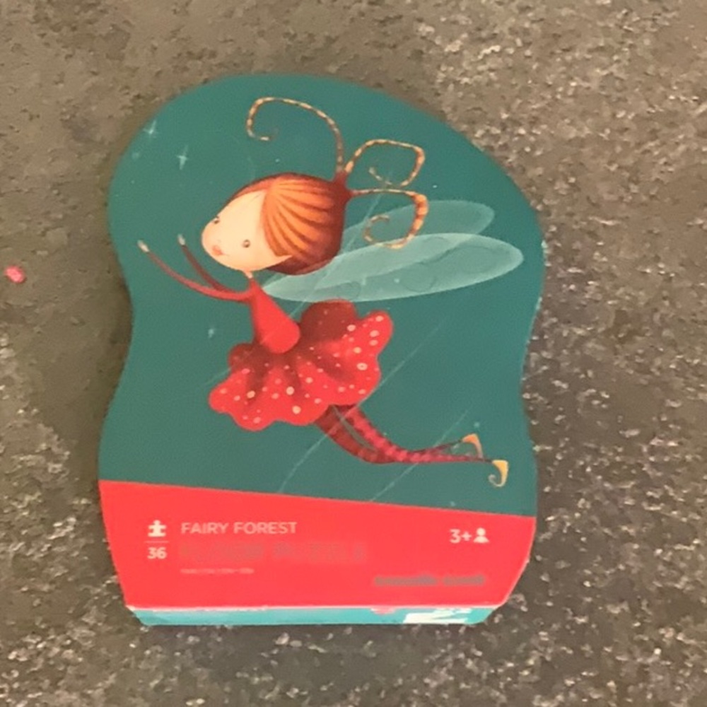 Fairy Forest Floor Puzzle.. 36 piece, age 3 and up.. 🧚‍♂️